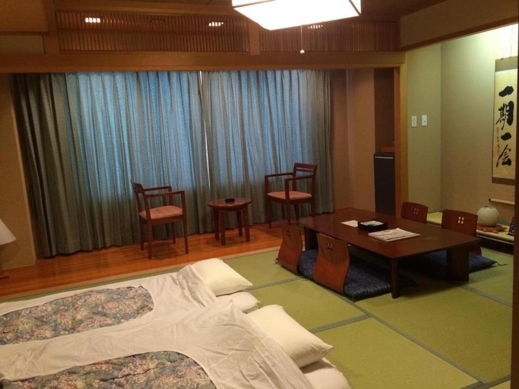 Mutsu Park Hotel Экстерьер фото